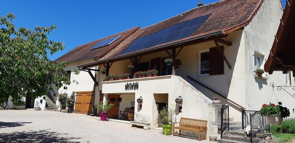 Hotel Le Chaumois Saint-Boil Exterior foto